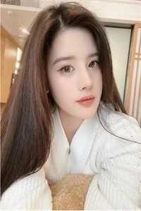 炮灰女配干翻剧本搞事业无错版