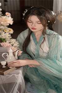 炮灰女配干翻剧本搞事业秦晟吕颂梨全文+番茄