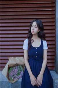 炮灰女配干翻剧本搞事业结局+番外