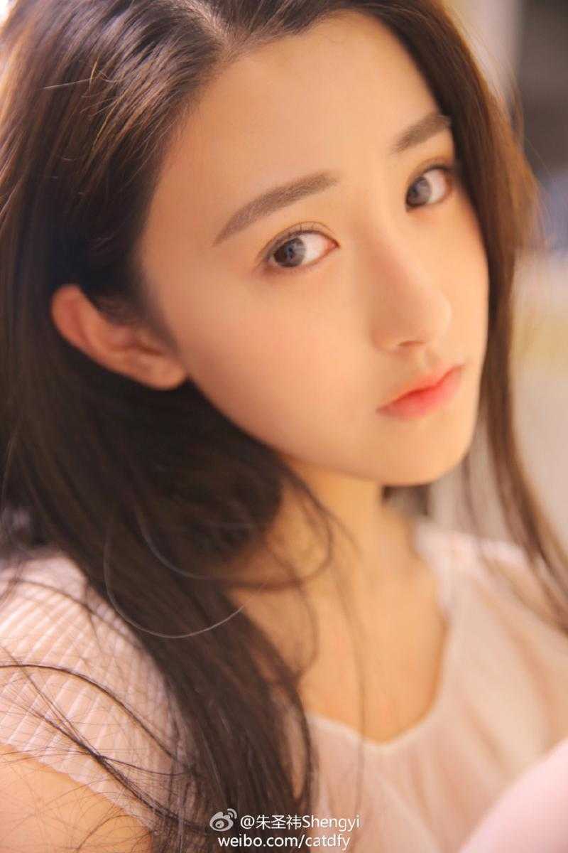 畅读全文版炮灰女配干翻剧本搞事业
