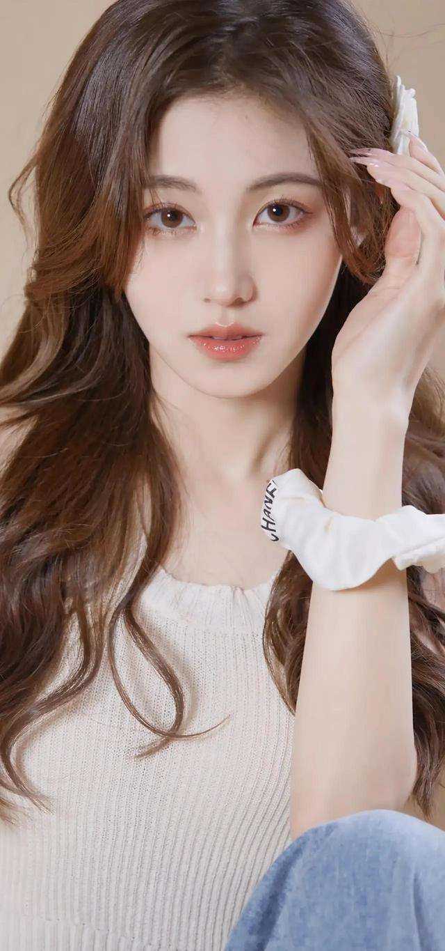军婚甜蜜蜜，兵王他不撒手了完结txt