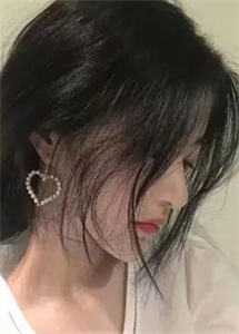 精品推荐穿书后，我嫁的反派大佬他造反了