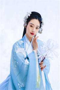 重回逼婚现场，我只把你当我哥畅销巨著