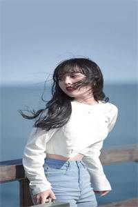 军婚甜蜜蜜，兵王他不撒手了的小说